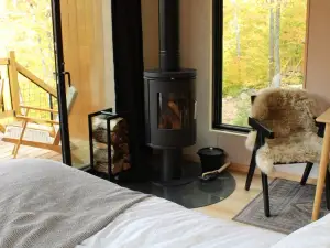 Nordic House - Glamping Cabin w Hot Tub, Sauna, Cold Plunge + Waterfront w Dock