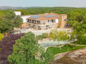 Paghe Eco Luxury Experience