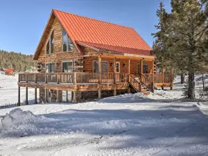 Cozy Family Cabin Game Room, Near National Parks!