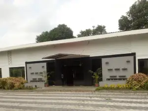 Dnd Hotel & Resort
