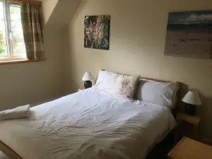 Annex Apartment in Quiet, Highland Village