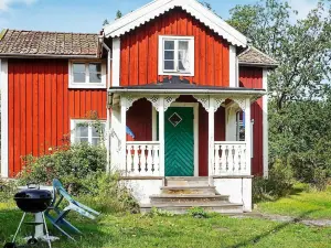 8 Person Holiday Home in Valdemarsvik