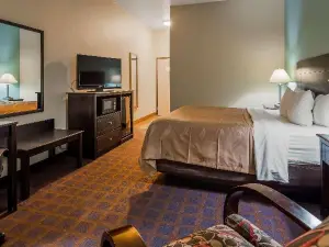 SureStay Plus Hotel by Best Western Blue Springs
