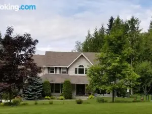 Silver Star Bed and Breakfast