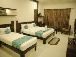 Hotel Shashinag Residency