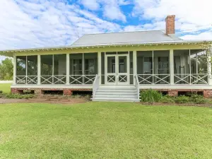 The Cottage at Big lake