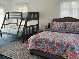 Modern meets Rustic Cabin on the Lake