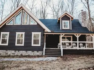 Cozy Cabin Get Away!