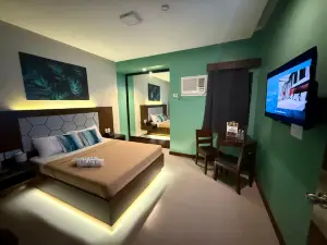 Hotel Ivory