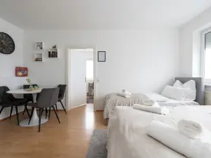 COY Apartments Steyr - Work & Relaxation