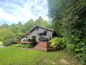 Hot Tub and Babbling Creek Oasis - Charming Mountain Cabin