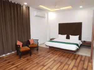 7 Vachan Lawns and Banquet