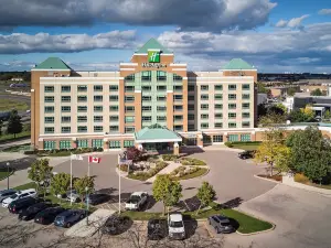 Holiday Inn & Suites Oakville @ Bronte