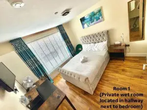 Silk Hotel