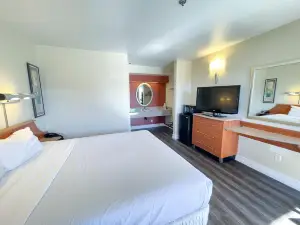 Motel 6 Barstow, CA - I15 and Lenwood Road