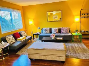 Perfect 3-bedroom 2-bath apartment with AC in Aspen Hill