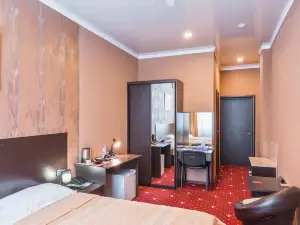 Chocolate Hotel