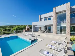 Luxury Villa Royal I with Private Pool