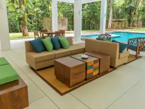 Palmstone Retreat