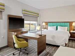 Hampton Inn  Suites by Hilton Cincinnati West