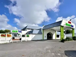 Manukau Hotel & Conference Centre