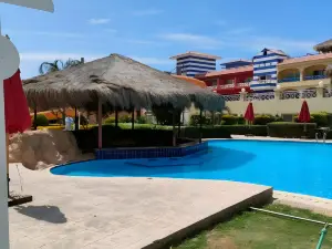 Prime location, Porto Marina apartment , Sea view