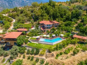 Avena Mountain Boutique Hotel - Adults Only