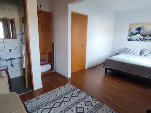 Porto Pim Guest House