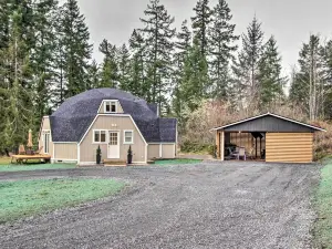 Geodesic Dome House w/ Scenic Views + Hot Tub