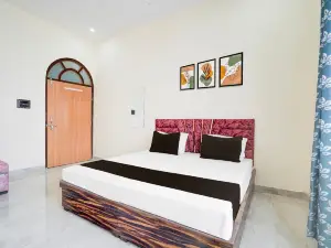 Super Hotel White House