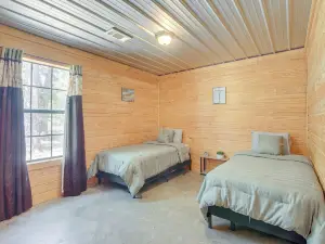 사디스 호수까지 5마일: 펫프렌들리 캐빈 렌탈