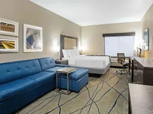 La Quinta Inn & Suites by Wyndham Ponca City