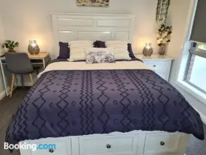 Kadi House - Unit 1