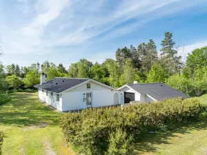 "Ehm" - 600m from the Sea