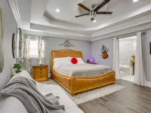 11 Mi to Nola: Westwego Home w/ Sunroom!