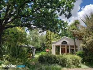 Fisant, Bokmakierie and Hoephoep Guest House