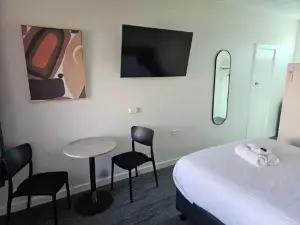 International Hotel Motel