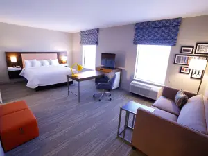 Hampton Inn & Suites Forest City