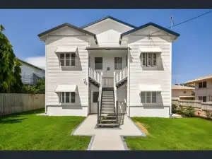 Townsville Suites