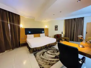 Daltons Hotels and Resort