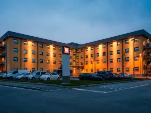 이비스 밀라노 말펜사 아에로포르토 호텔