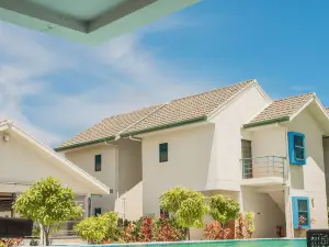Long Beach Laamu Hotel