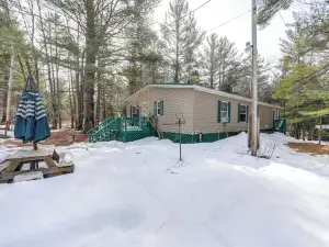 Creekside Retreat in the Adirondacks: Swim & Hike!
