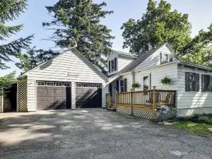 Secluded Crown Point Haven Near Golfing & Parks!