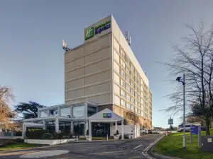 Holiday Inn Express Edinburgh - City West