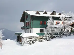 Hochberghaus Resort