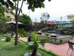 Royal Hotel