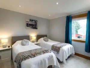 Lomond Serviced Apartments- Inglewood