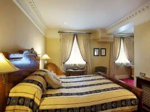 Arbutus Hotel