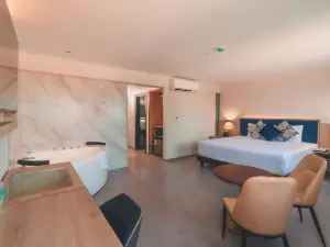 Lyz Business Hotel Piura